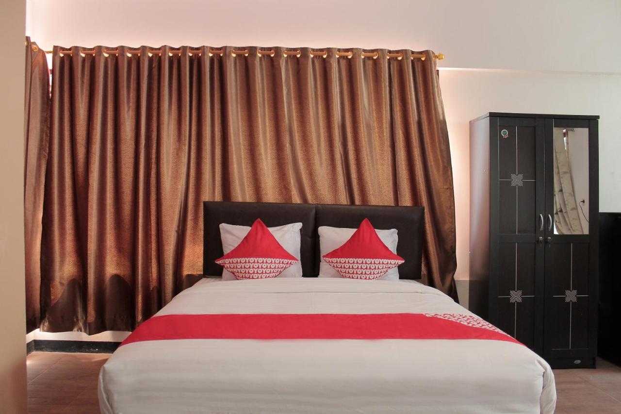 Oyo 222 M@Jayakarta Hotel Luaran gambar